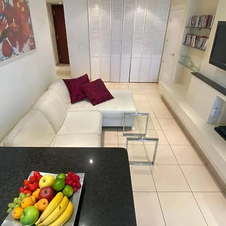 Central 2 Bed In La Nogalera