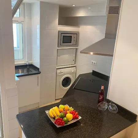 Lägenhet Central 2 Bed In La Nogalera