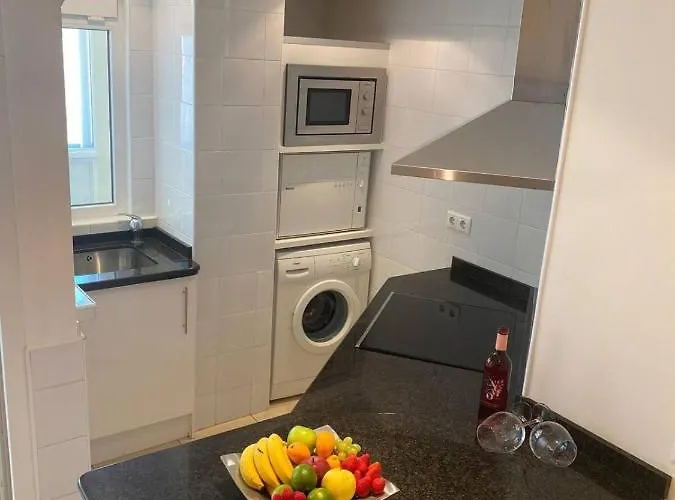 Lägenhet Central 2 Bed In La Nogalera