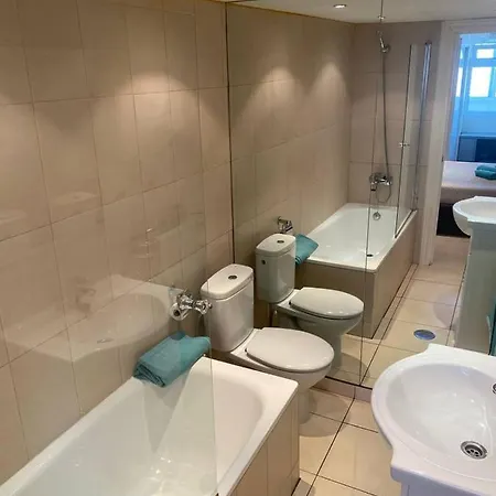 Апартаменты Central 2 Bed In La Nogalera *